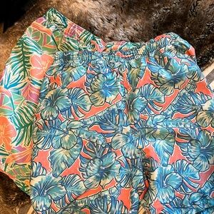 Two Vineyard Vines Men’s Bathingsuits NEW